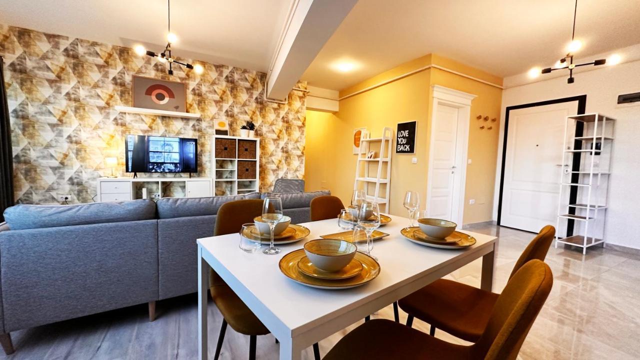 Cubrio Apartments Venetia Яссы Экстерьер фото