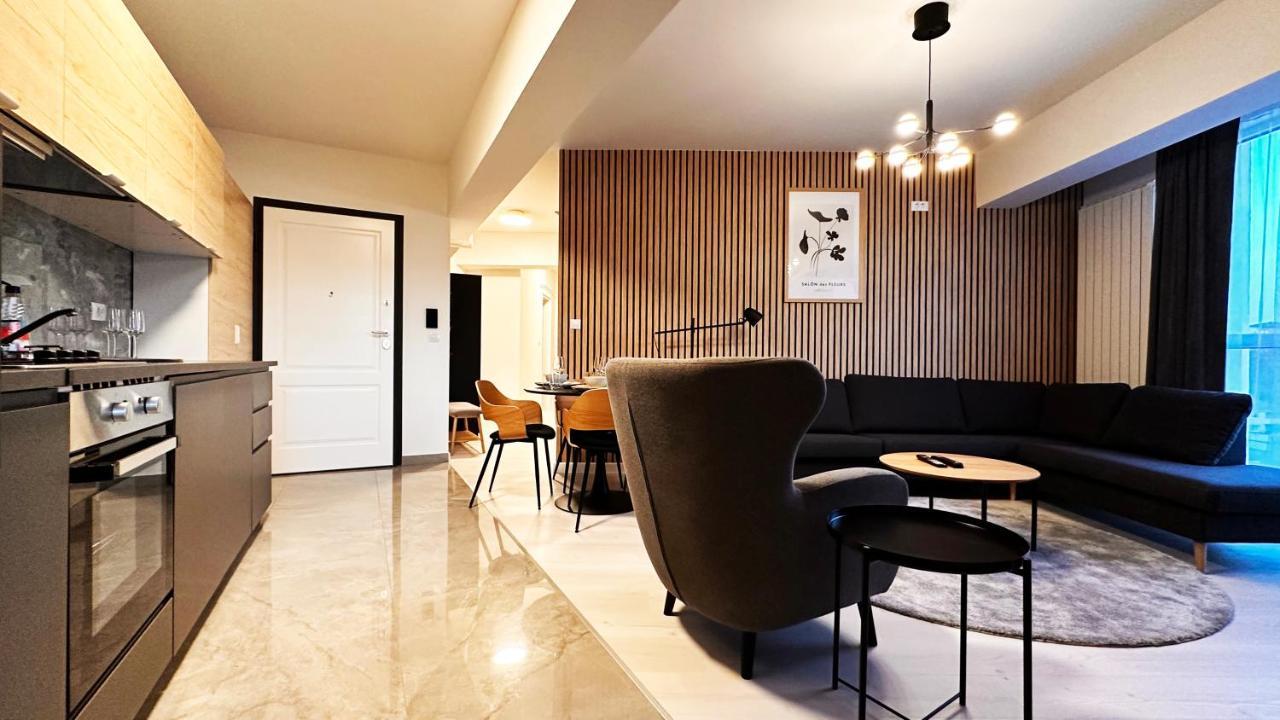 Cubrio Apartments Venetia Яссы Экстерьер фото