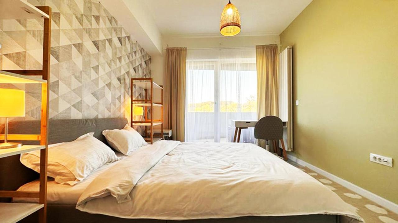 Cubrio Apartments Venetia Яссы Экстерьер фото